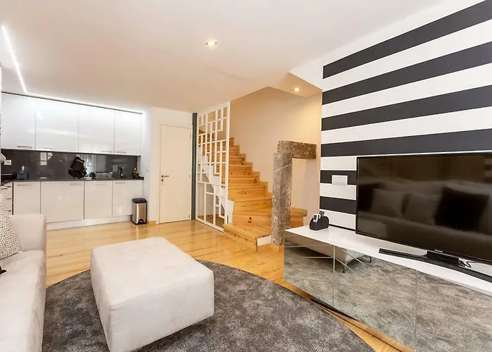 Cascais Seaside Duplex - 200M From The Beach!